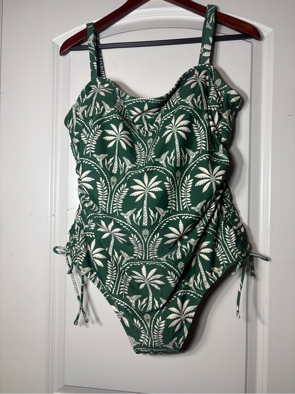 Shade & Shore Green Palm-Print Ruched One-Piece Swimsuit
